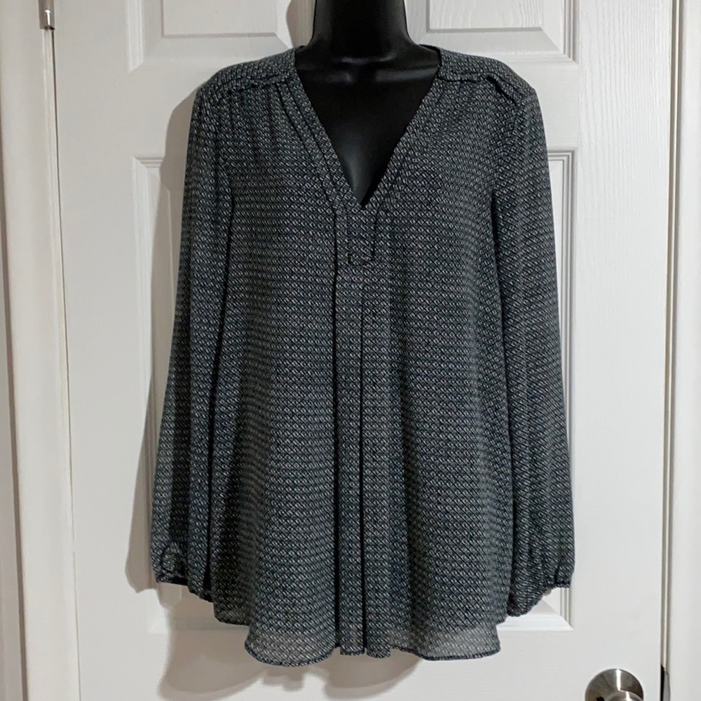 Max Studio V-Neck Peasant Style Blouse Sz M
